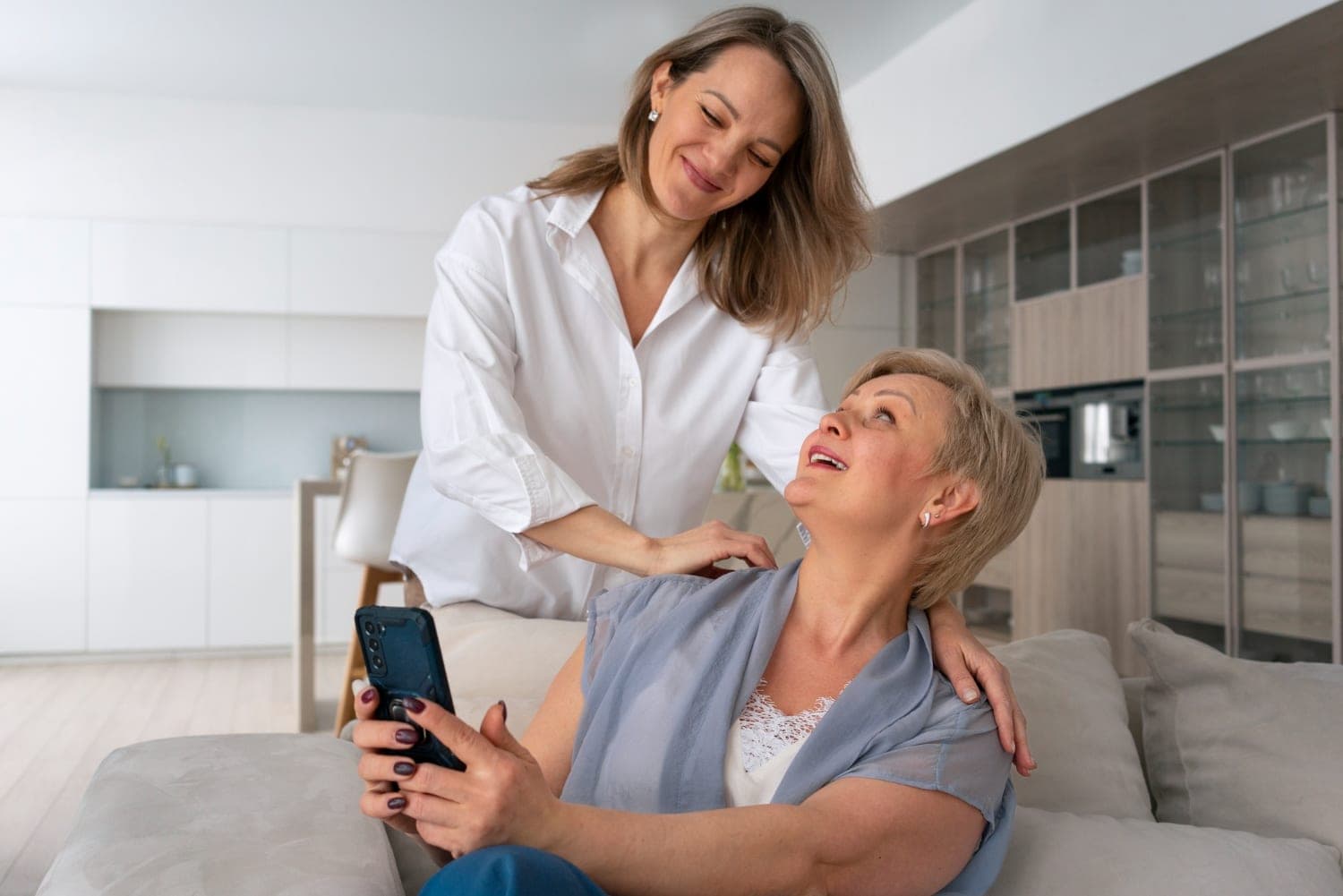 The Importance of Communication for a Home Health Aide