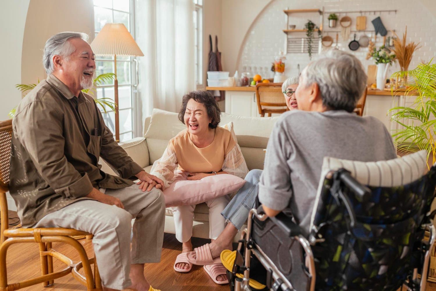 Supporting Families in Elderly Care Journeys